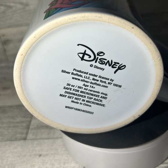 Disney Princess “I woke up like this” 20oz Tumbler NWOT - Picture 3 of 3